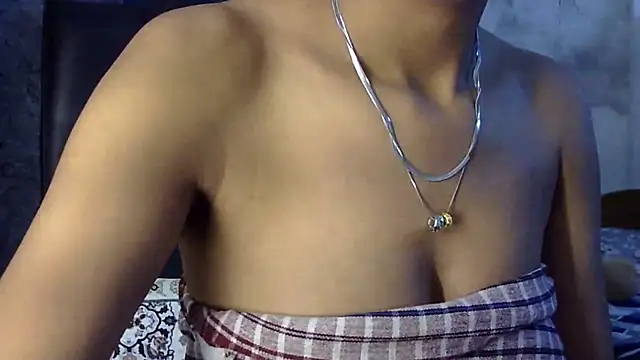 lola-   online show from February 13, 4:29 pm