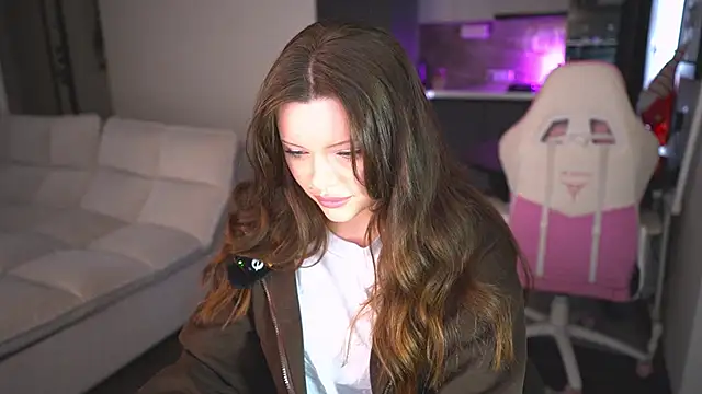 Your Sweet Julia online show from January 19, 5:44 am