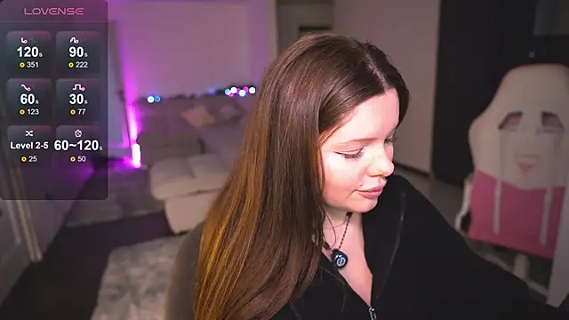 Your Sweet Julia online show from February 5, 5:25 am