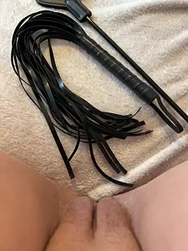 Leanaa Jolly online show from February 11, 3:29 pm