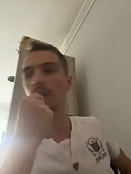 elatus0206 online show from October 26, 10:48 am