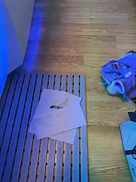 Snapshot of Huncutkuki chatting on February 21, 12:17 pm Huncutkuki online show from February 21, 12:17 pm