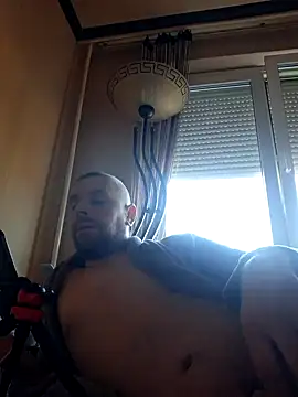 Snapshot of Huncutkuki chatting on February 22, 2:08 pm Huncutkuki online show from February 22, 2:08 pm