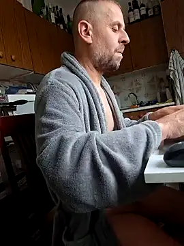 Snapshot of Huncutkuki chatting on March 22, 10:39 am Huncutkuki online show from March 22, 10:39 am