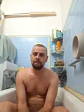 Snapshot of Huncutkuki chatting on February 17, 5:01 pm Huncutkuki online show from February 17, 5:01 pm