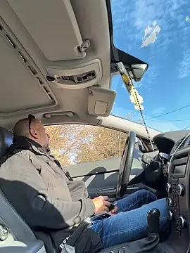 Snapshot of Huncutkuki chatting on November 2, 7:57 am Huncutkuki online show from November 2, 7:57 am