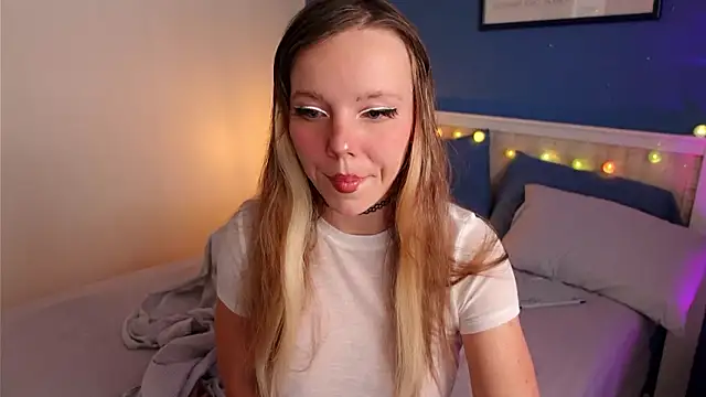 Ayra Lust online show from March 12, 7:07 pm