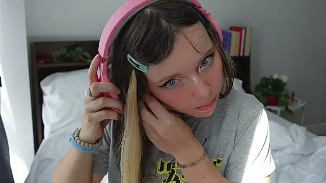 Ayra Lust online show from March 2, 6:48 am