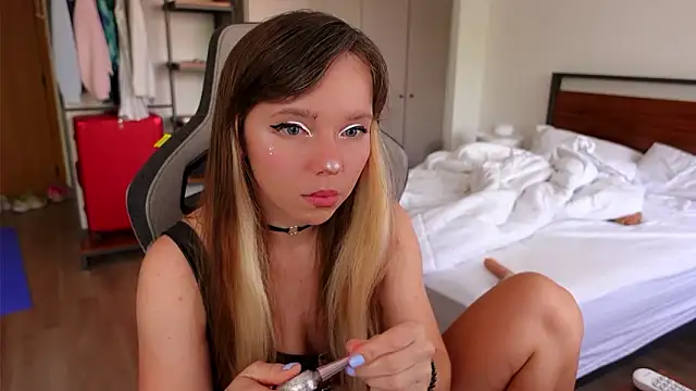 Ayra Lust online show from February 22, 7:26 pm