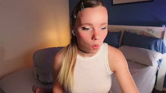 Ayra Lust online show from March 29, 1:46 pm