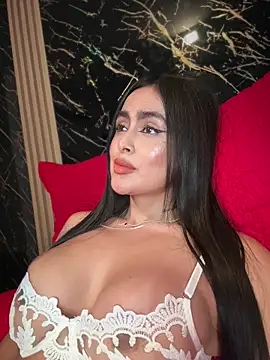 Snapshot of Alexandra_duque chatting on May 7, 9:29 pm Alexandra duque online show from May 7, 9:29 pm