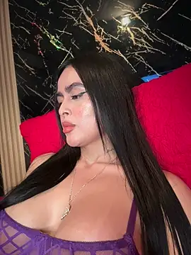 Snapshot of Alexandra_duque chatting on May 16, 9:14 pm Alexandra duque online show from May 16, 9:14 pm