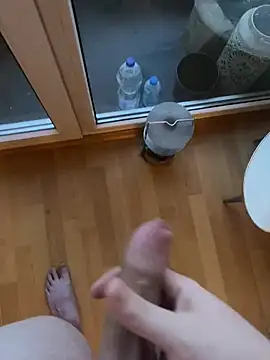 Snapshot of bigschlong290 chatting on January 21, 4:16 pm bigschlong290 online show from January 21, 4:16 pm