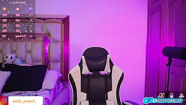 emilyaboott online show from February 6, 11:23 pm