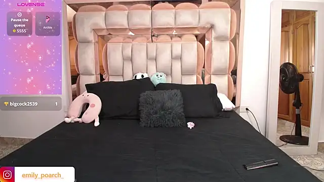 emilyaboott online show from November 15, 4:27 am