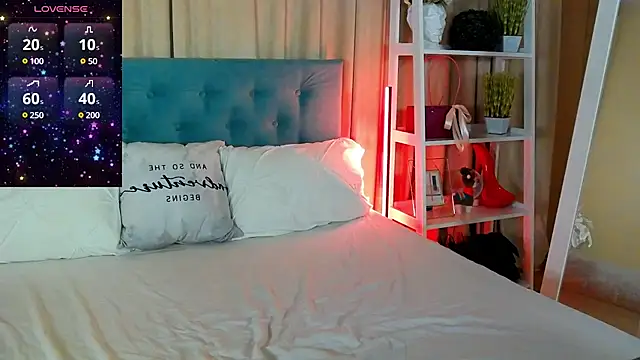 HeidiBloom online show from March 12, 7:58 pm