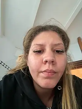 Snapshot of andreinitahg chatting on October 11, 5:14 pm andreinitahg online show from October 11, 5:14 pm