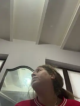 Snapshot of andreinitahg chatting on March 18, 7:01 am andreinitahg online show from March 18, 7:01 am