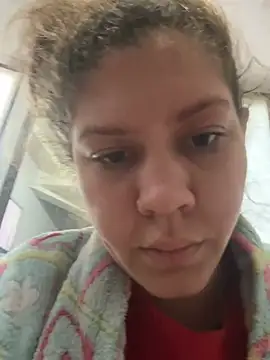 Snapshot of andreinitahg chatting on March 17, 7:13 am andreinitahg online show from March 17, 7:13 am