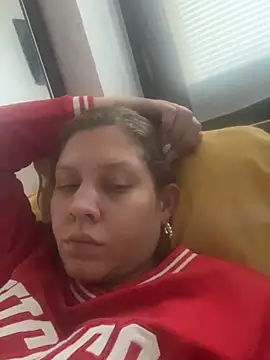 Snapshot of andreinitahg chatting on January 6, 4:13 pm andreinitahg online show from January 6, 4:13 pm