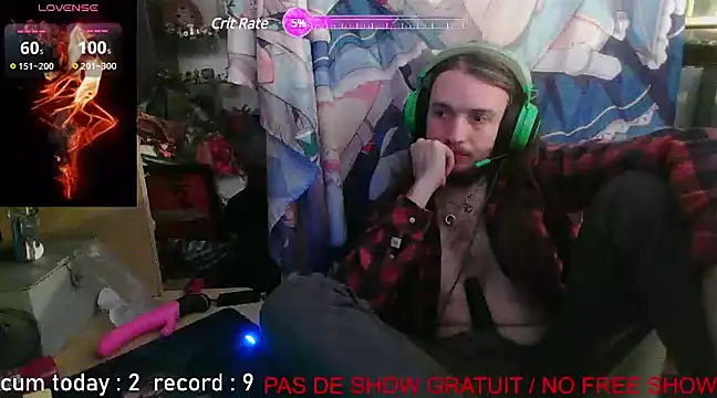 Snapshot of nicolasdumand21 chatting on December 7, 6:32 pm nicolasdumand21 online show from December 7, 6:32 pm