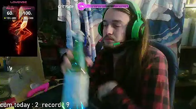 Snapshot of nicolasdumand21 chatting on December 7, 3:25 pm nicolasdumand21 online show from December 7, 3:25 pm