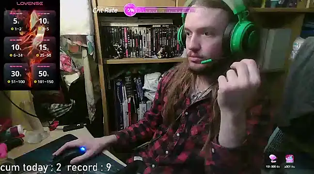 Snapshot of nicolasdumand21 chatting on December 7, 8:38 am nicolasdumand21 online show from December 7, 8:38 am