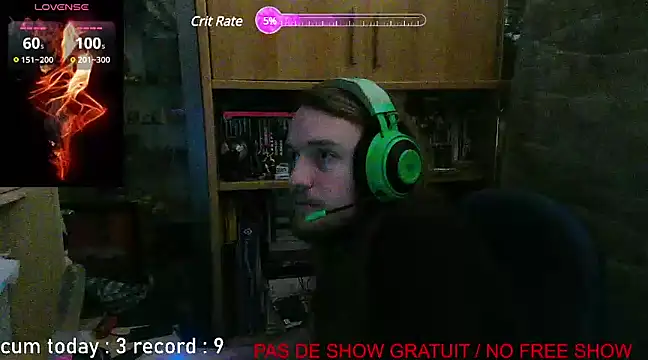 Snapshot of nicolasdumand21 chatting on December 12, 9:48 pm nicolasdumand21 online show from December 12, 9:48 pm