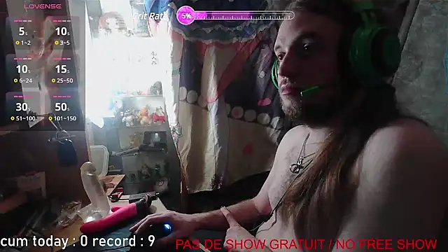 Snapshot of nicolasdumand21 chatting on January 25, 9:57 pm nicolasdumand21 online show from January 25, 9:57 pm