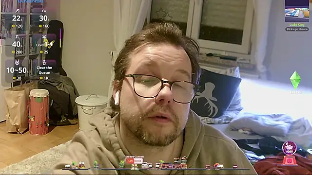 larsgessner30 online show from April 25, 1:30 am