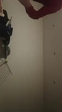 Snapshot of Miya567w chatting on November 8, 9:29 pm Miya567w online show from November 8, 9:29 pm