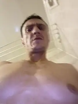 Snapshot of Miya567w chatting on November 8, 9:24 am Miya567w online show from November 8, 9:24 am