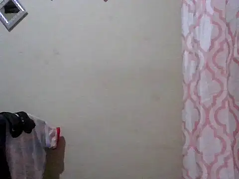 Pineda-301193 online show from October 30, 12:36 pm