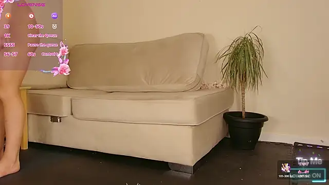 Milky flexy cat online show from March 9, 4:21 pm