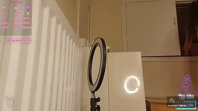 Milky flexy cat online show from November 28, 3:01 pm