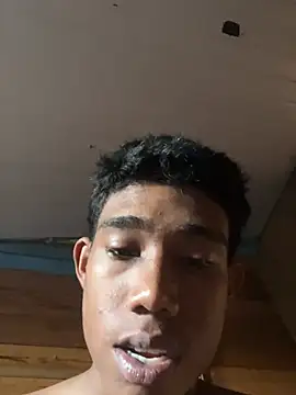 novinhooxz online show from June 25, 8:36 pm