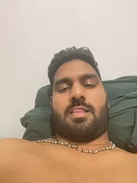 Snapshot of hard_dick011 chatting on December 29, 3:00 am hard dick011 online show from December 29, 3:00 am