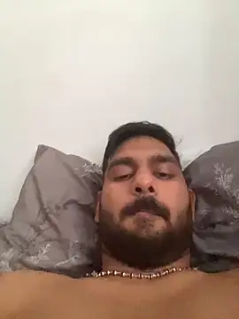 Snapshot of hard_dick011 chatting on December 15, 7:42 pm hard dick011 online show from December 15, 7:42 pm