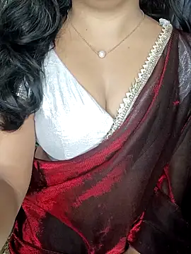 Snapshot of Tanvi-patil chatting on May 25, 5:33 pm Tanvi-patil online show from May 25, 5:33 pm