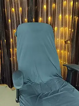 Tanvi-patil online show from March 17, 4:33 pm