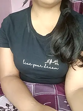 Tanvi-patil online show from February 6, 4:58 pm