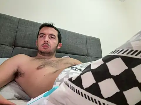 laynufff online show from December 22, 5:02 pm