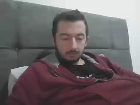 laynufff online show from November 1, 5:40 pm