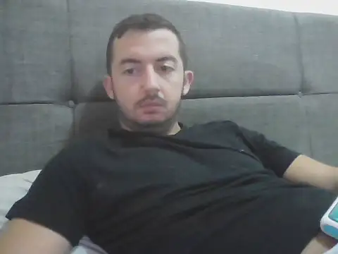 laynufff online show from October 6, 6:36 am