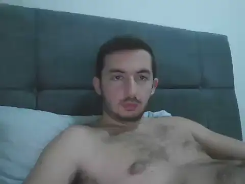 laynufff online show from December 18, 5:06 pm