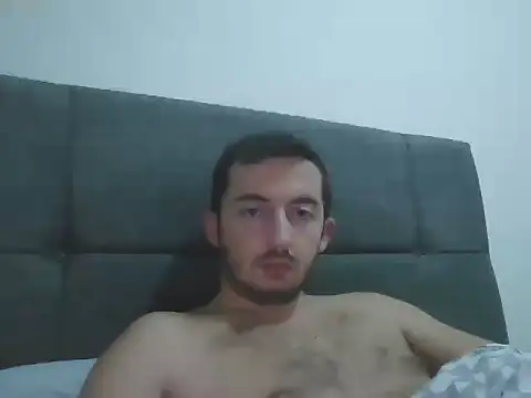 laynufff online show from December 19, 5:04 pm