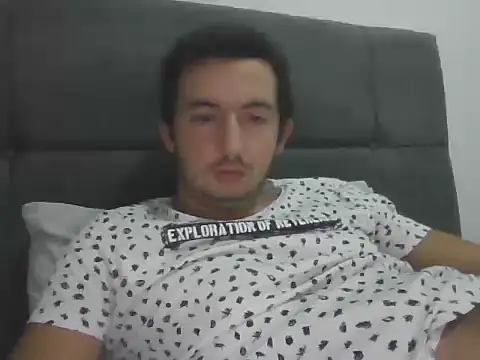 laynufff online show from September 28, 8:49 pm