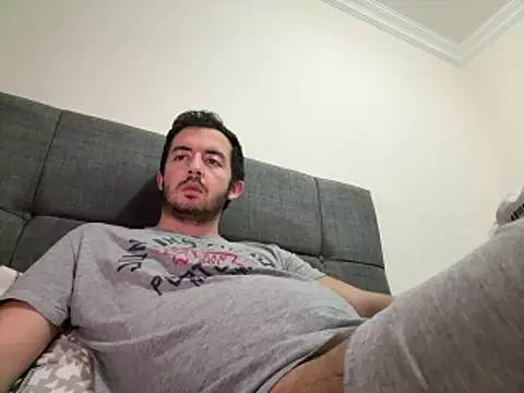 laynufff online show from May 24, 5:57 pm