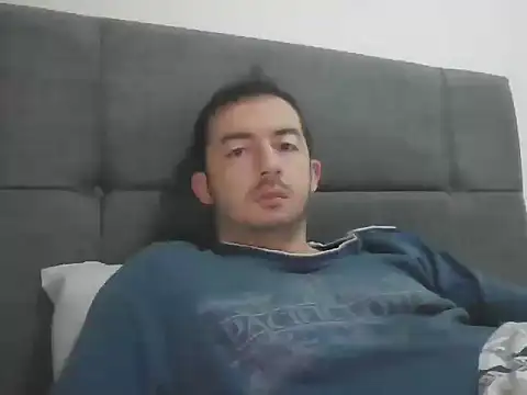 laynufff online show from December 16, 5:22 am