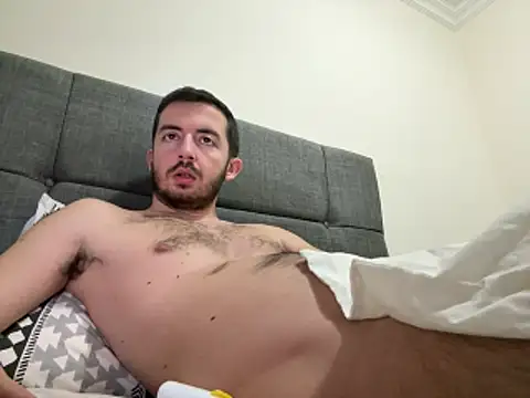 laynufff online show from April 17, 5:27 pm